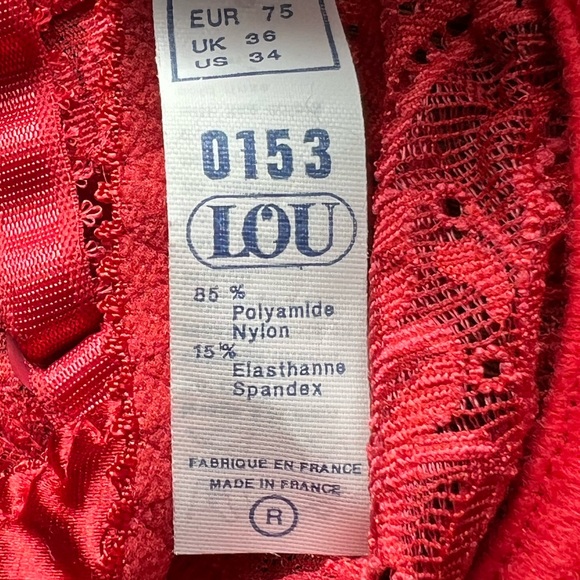 Vintage Lou from Paris, France, Satin & Lace Underwire Red Bra NWT - Picture 13 of 13